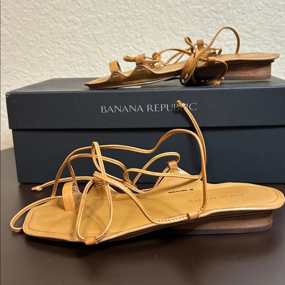 Banana Republic Tan Lace-Up Sandals SIZE 5M